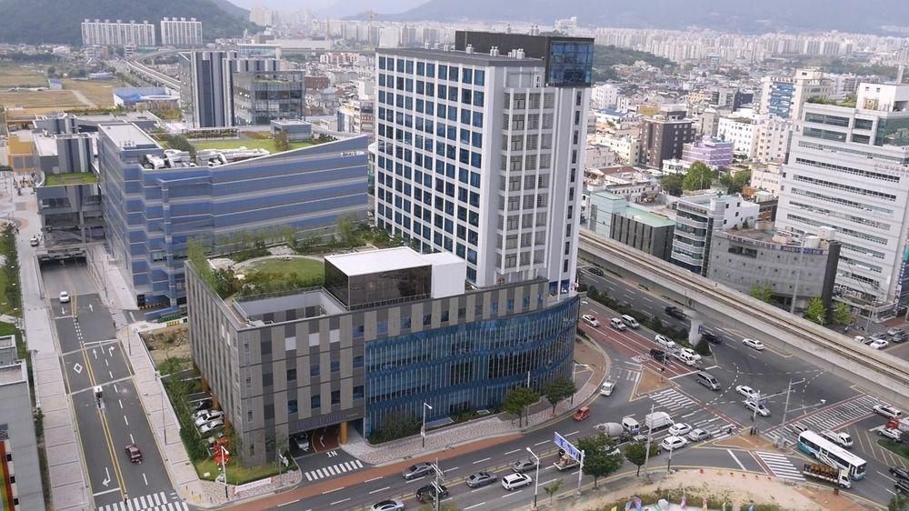 I Square Gimhae